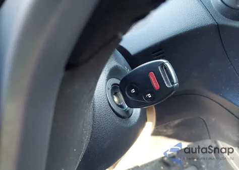 2010 Honda Fit Sport z USA, uszkodzony, nr VIN JHMGE8H49AC015018